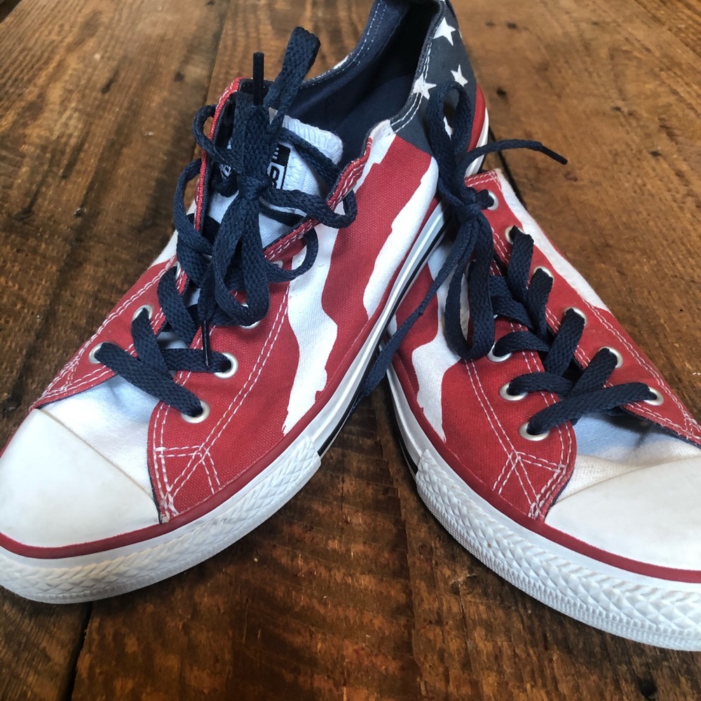 Converse American Flag All Star sz 6 men, 8 women
